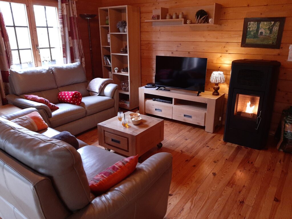 Chalet le refuge durbuy salon